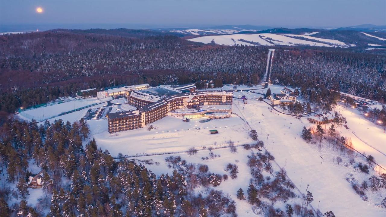 Hotel Arlamow Exterior photo